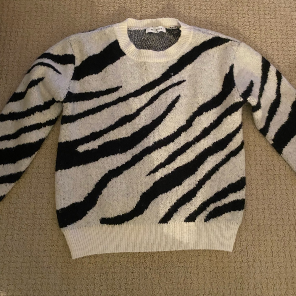 Black and White tiger print sweater